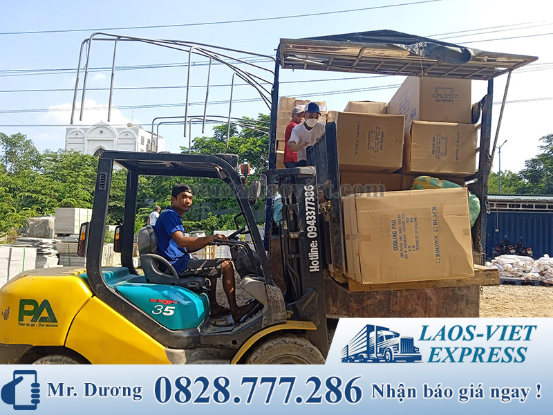 Vận chuyển hàng hóa Việt Lào